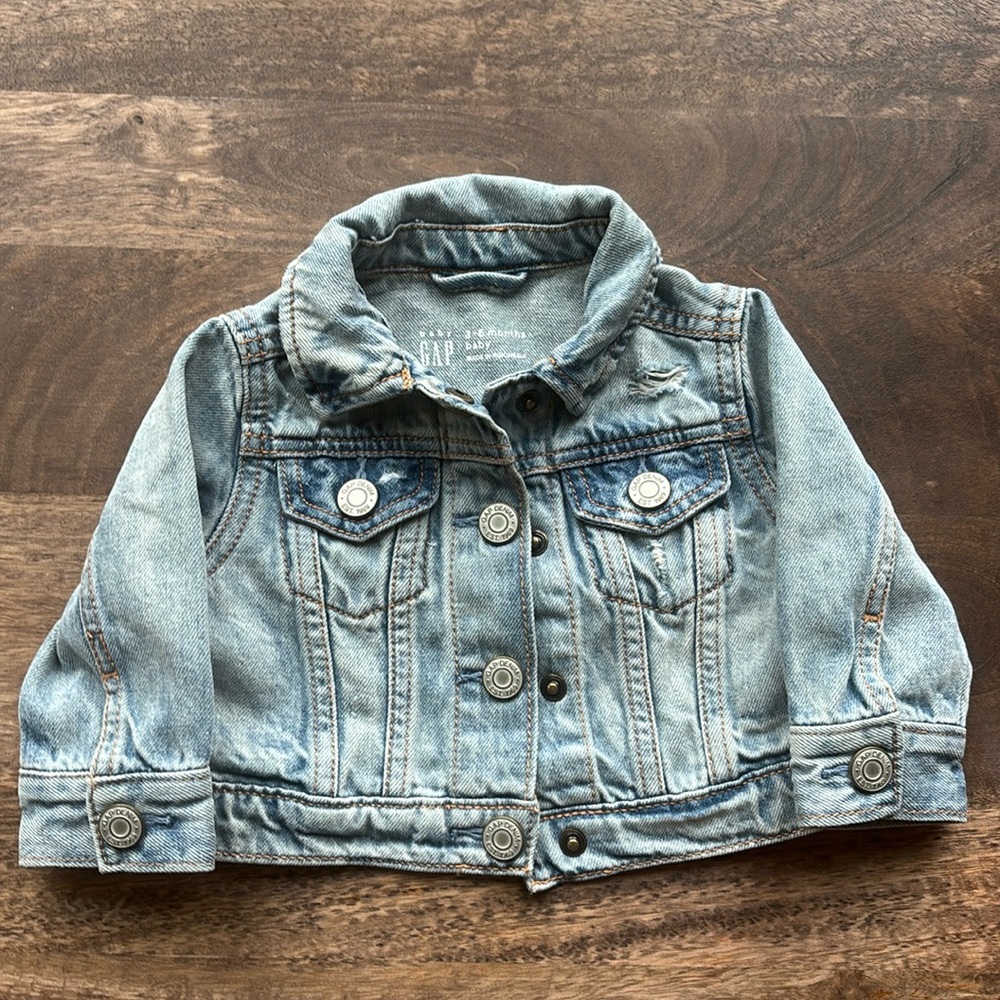 Baby gap jean jacket 3-6 mo